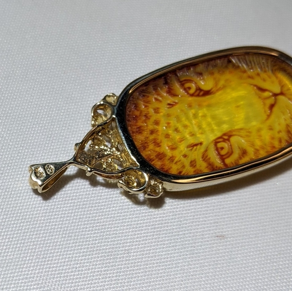 10k Copal Amber Leopard Pendant - Picture 6 of 8